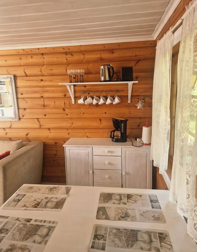 Hietajärven Helmi -mökki2-keittiö