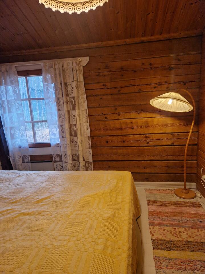Hietajärven Helmi, pieni huvila-makuuhuone3