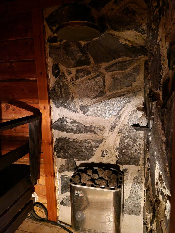 Hietajärven Helmi, pieni huvila-sauna2